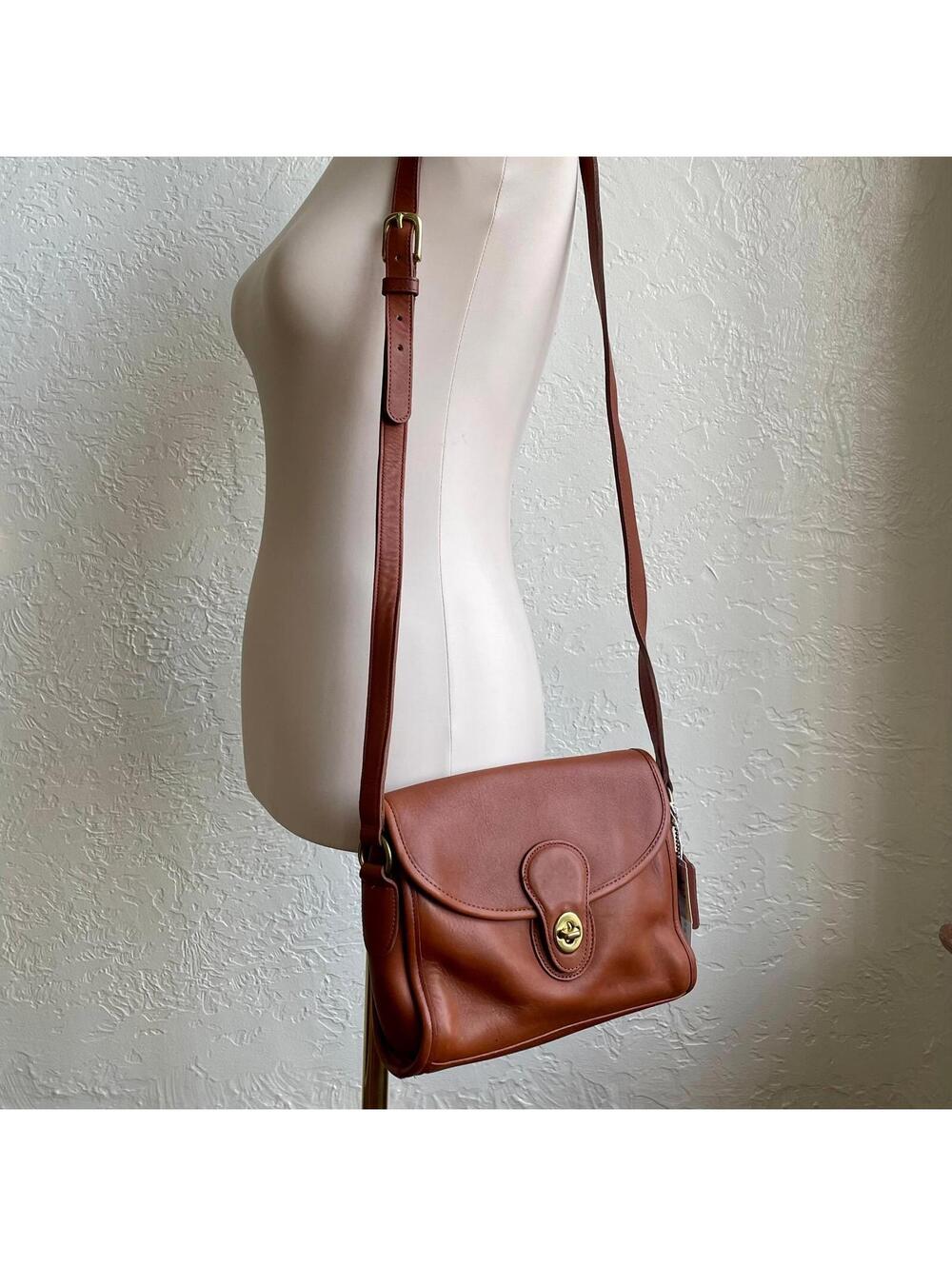 Coach Early 1990s British Tan Devon Crossbody Bag #9908